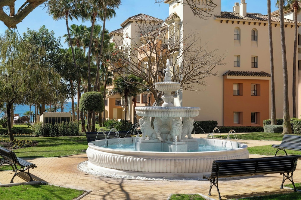Marriott's Marbella Beach Resort — Hotel building in Marbella, Andalusia