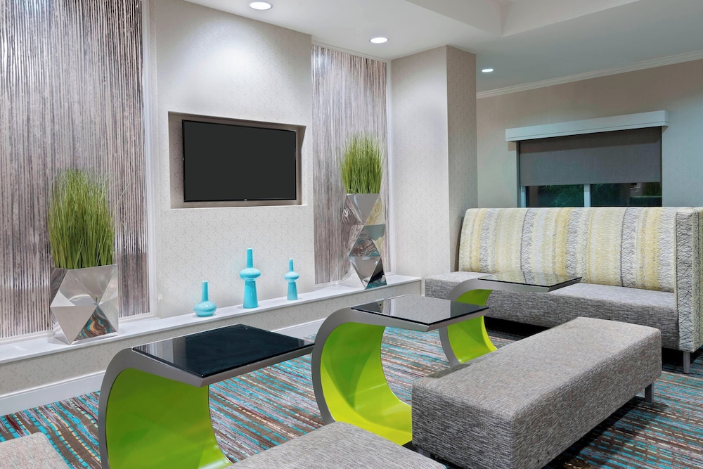 Residence Inn By Marriott Tampa Downtown — Hotel building in Tampa, Florida