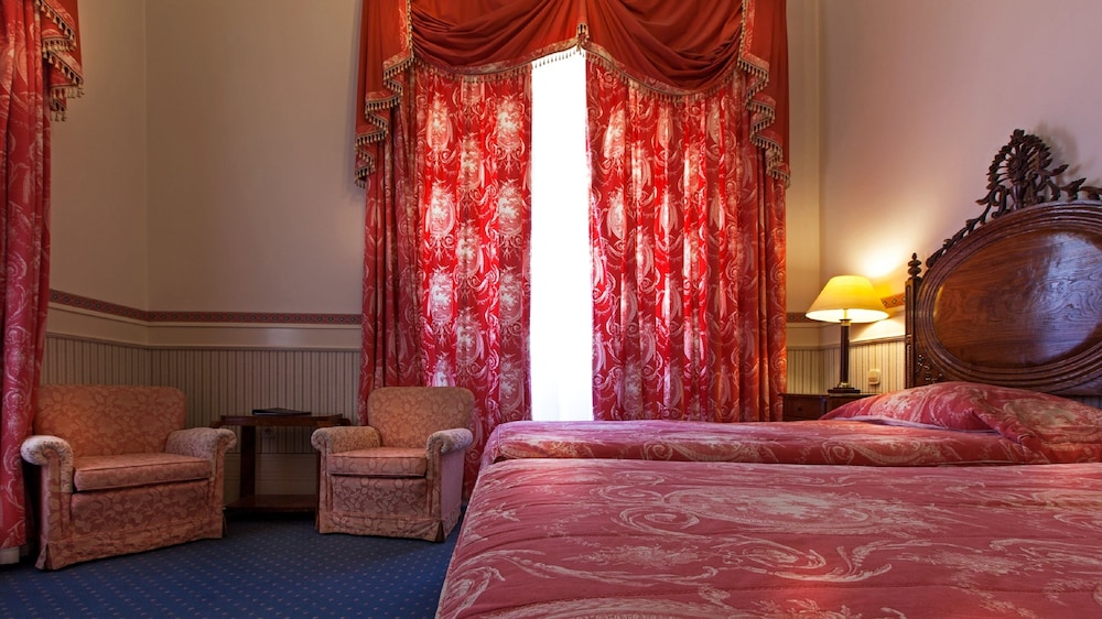 Bussaco Palace Hotel - zdjęcie 3
