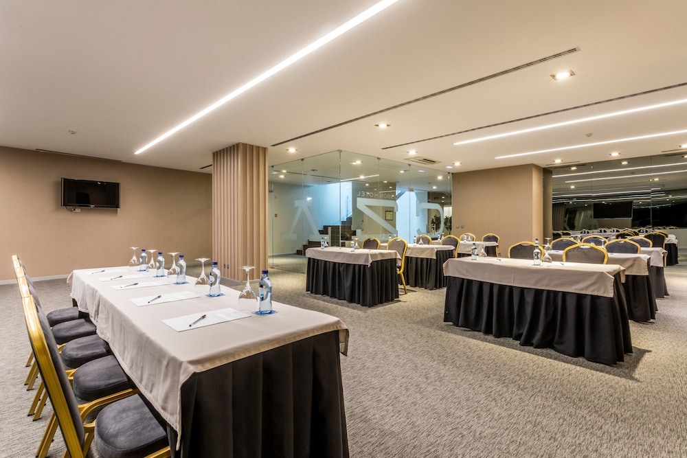 Czar Lisbon Hotel — Hotel building in Lisbon, Lisboa