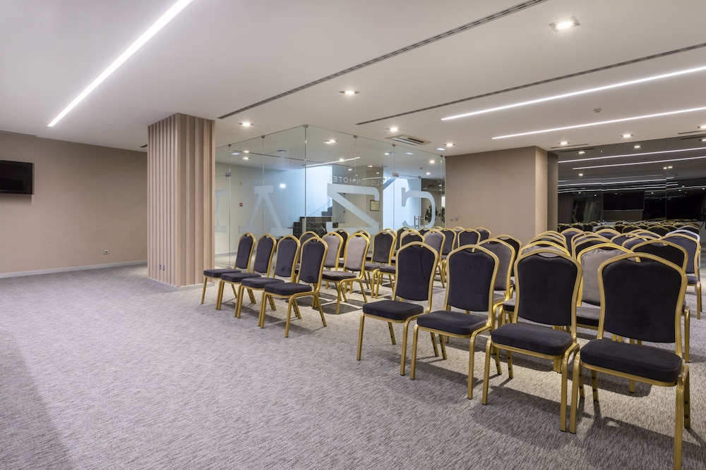 Czar Lisbon Hotel — Hotel building in Lisbon, Lisboa