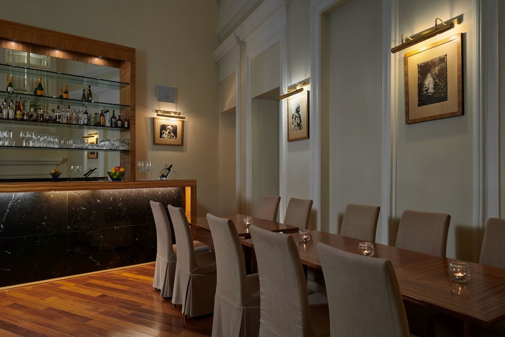 Ventana Hotel Prague — Restaurant & bars in Prague, Prague