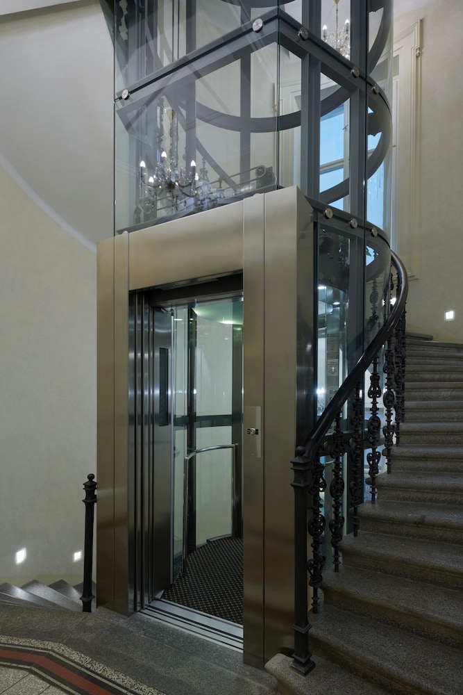 Ventana Hotel Prague — Hotel building in Prague, Prague
