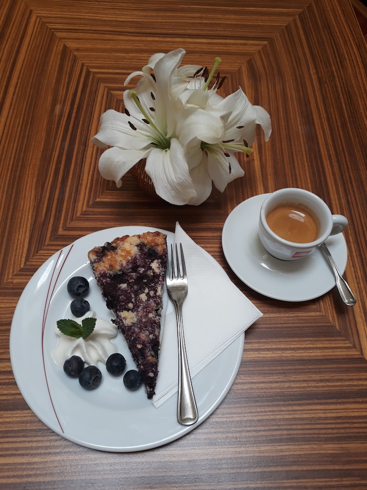 Ventana Hotel Prague — Restaurant & bars in Prague, Prague