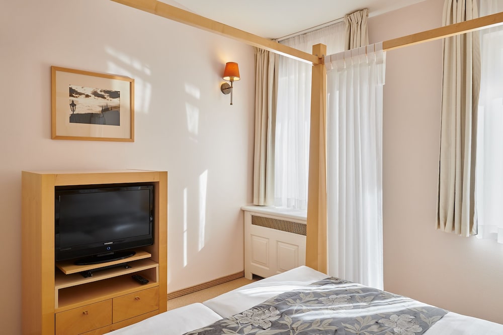 Ventana Hotel Prague — Hotel rooms in Prague, Prague