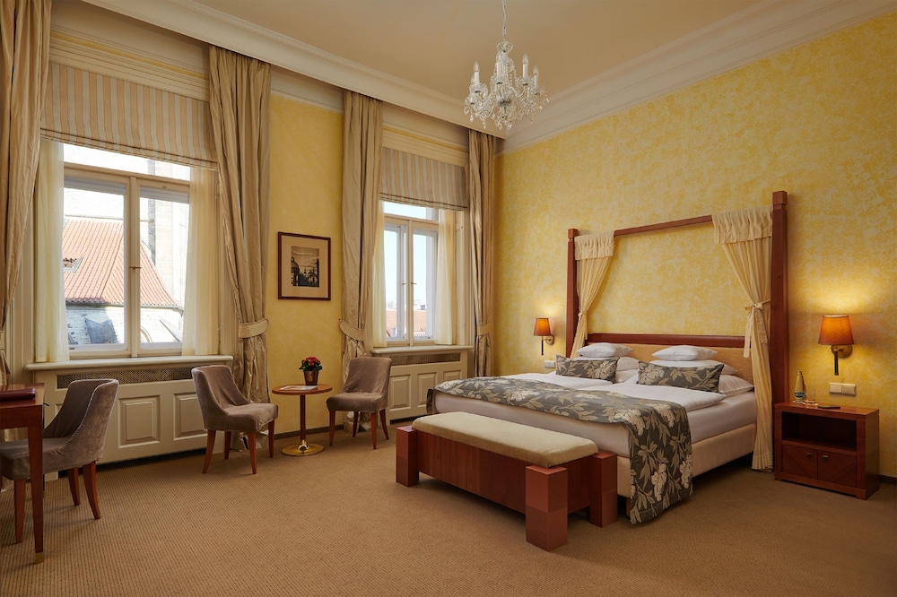 Ventana Hotel Prague — Hotel rooms in Prague, Prague