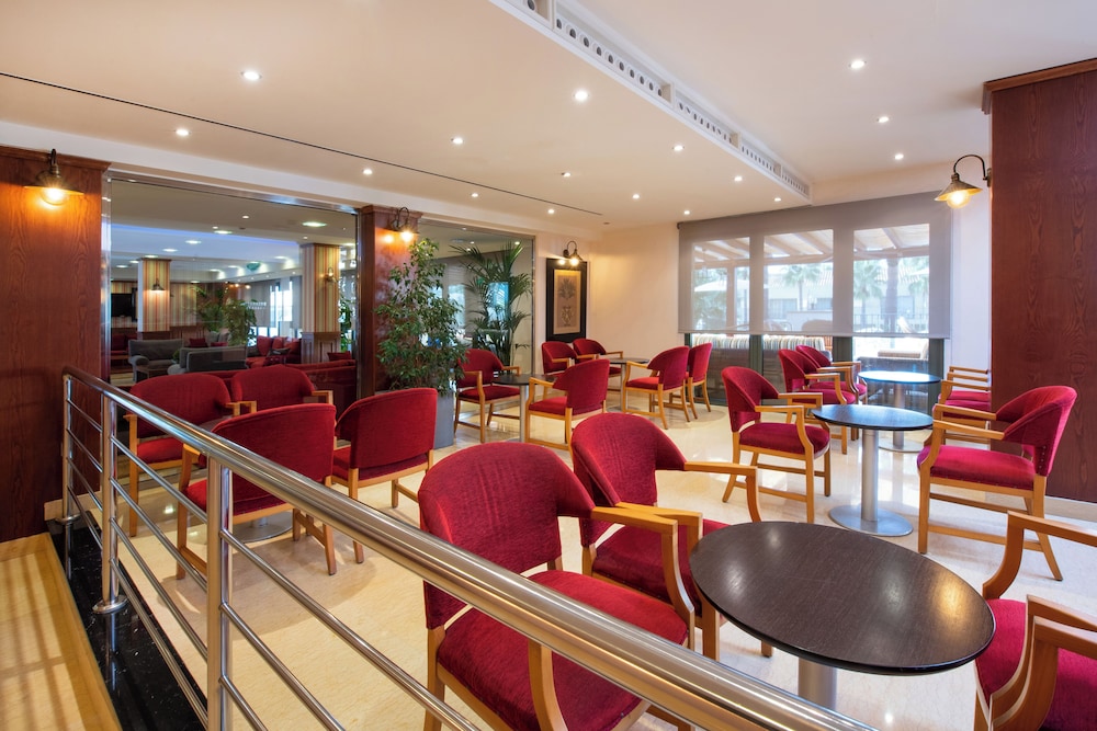 Valentin Star Menorca - Adults Only — Restaurant & bars in Cala'n Bosch, Balearic Islands