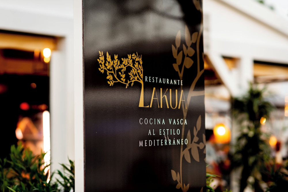 Valentin Star Menorca - Adults Only — Restaurant & bars in Cala'n Bosch, Balearic Islands