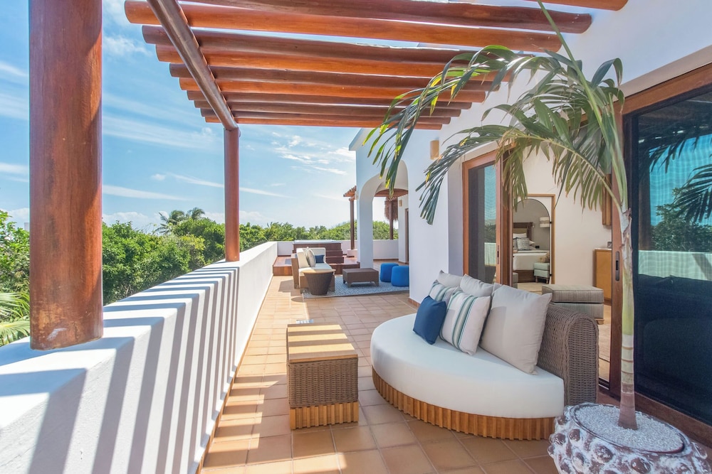 Valentin Imperial Rivera Maya All Inclusive - Adults Only — Rooms in Playa del Carmen, Quintana Roo