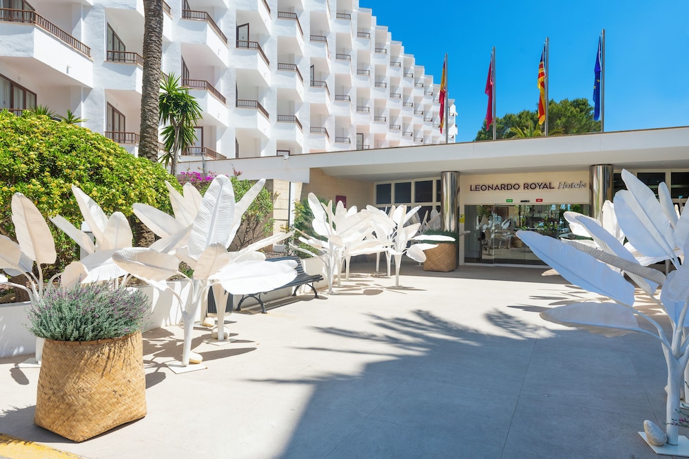 Leonardo Royal Ibiza Santa Eulalia — Hotel building in Santa Eulalia, Balearic Islands
