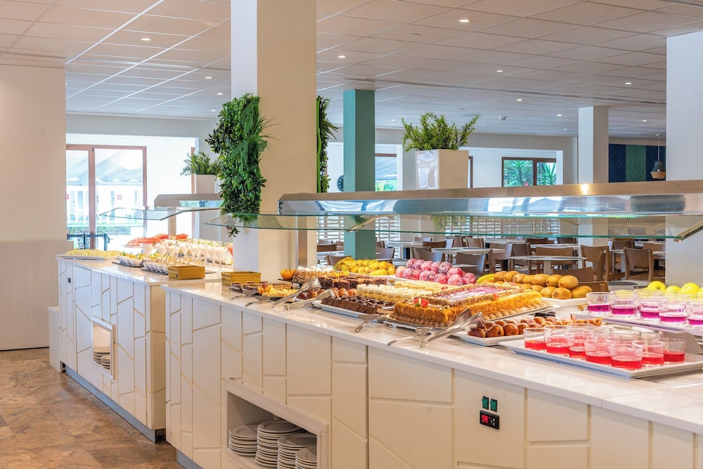 Leonardo Royal Ibiza Santa Eulalia — Restaurant & bars in Santa Eulalia, Balearic Islands