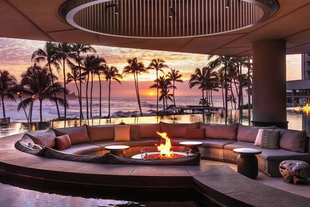 The Ritz-Carlton O‘ahu, Turtle Bay — Restaurant & bars in Kahuku, Hawaii