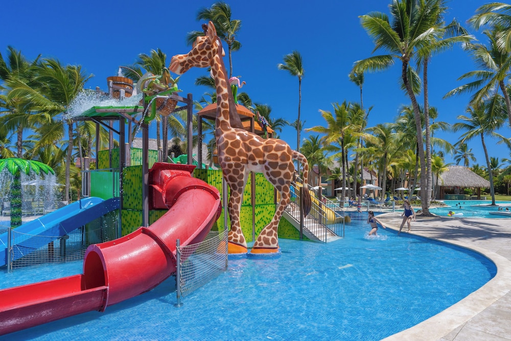Tropical Deluxe Princess - All Inclusive — Swimming pool in Bavaro, La Altagracia