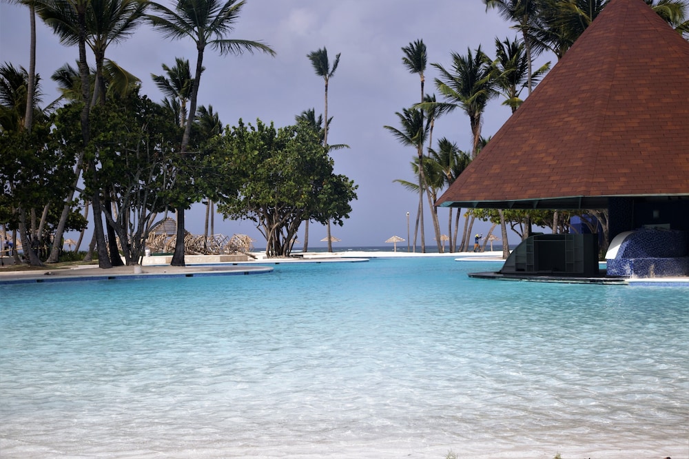 Tropical Deluxe Princess - All Inclusive — Beach in Bavaro, La Altagracia
