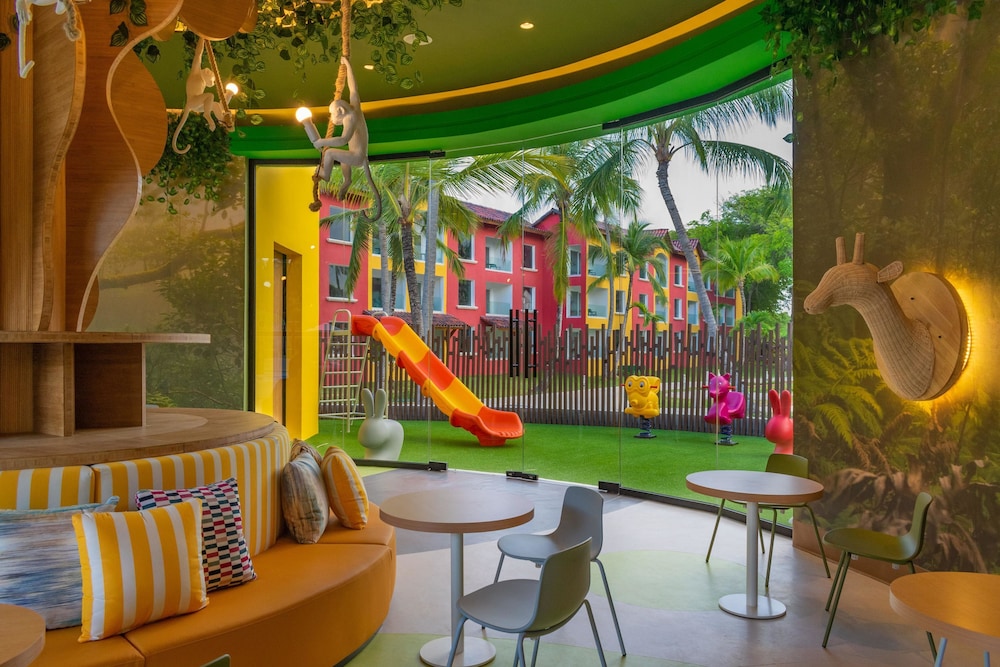 Tropical Deluxe Princess - All Inclusive — Attractions for children in Bavaro, La Altagracia