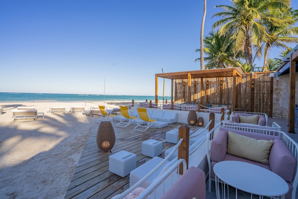 Tropical Deluxe Princess - All Inclusive — Beach in Bavaro, La Altagracia