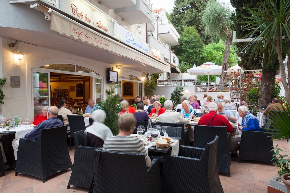 Hotel Dubrovnik — Restaurant & bars in Dubrovnik, Dubrovnik-Neretva