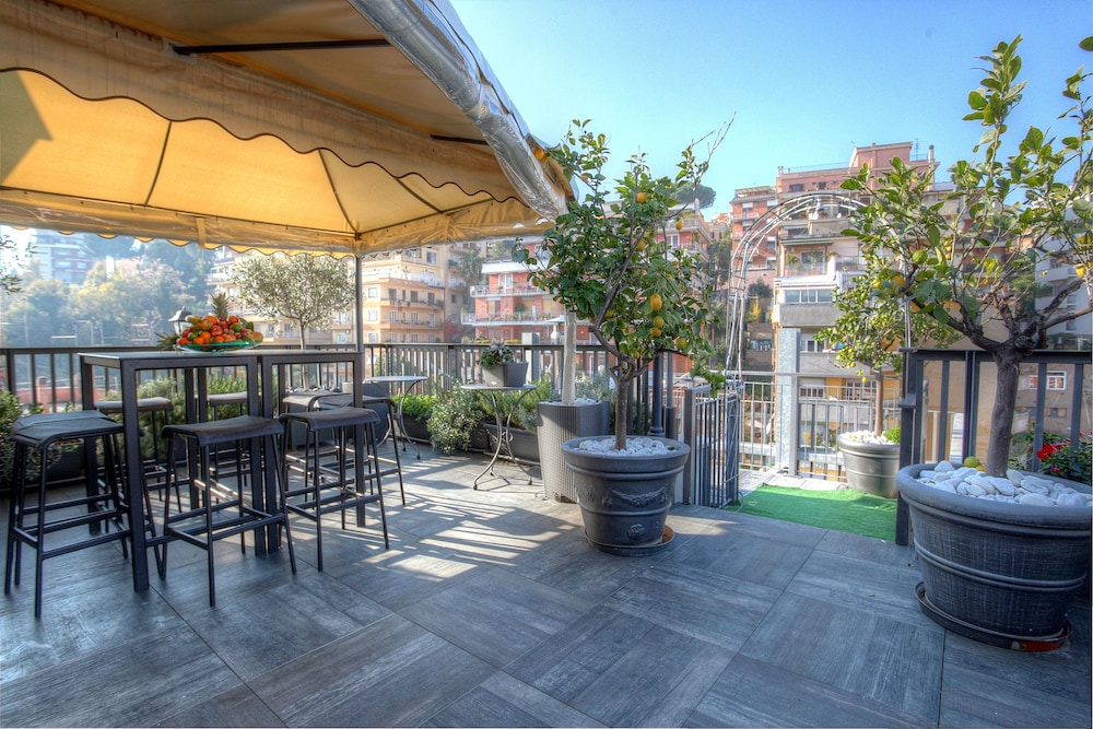Trilussa Palace Wellness & Spa — Restaurant & bars in Rome, Lazio