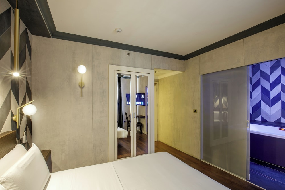 Trilussa Palace Wellness & Spa — Hotel rooms in Rome, Lazio
