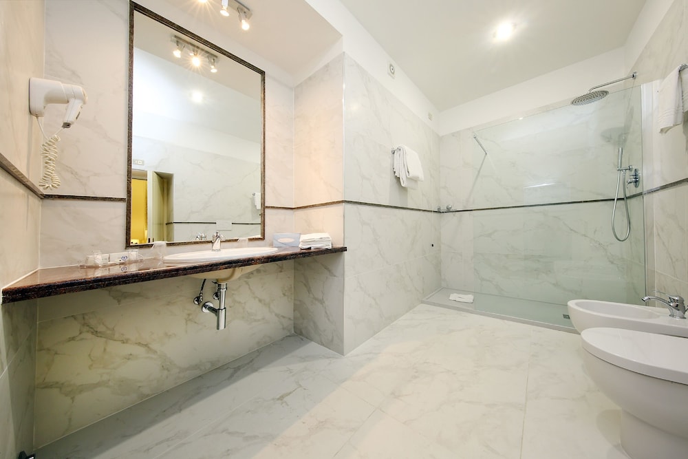 Traiano Hotel — Hotel rooms in Rome, Lazio