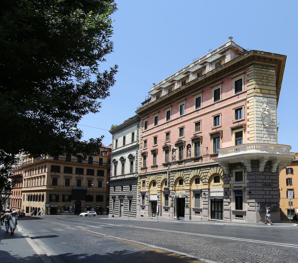 Traiano Hotel — Hotel building in Rome, Lazio