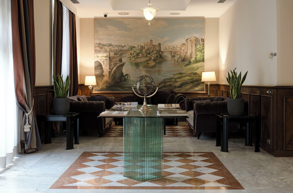 Traiano Hotel — Hotel building in Rome, Lazio