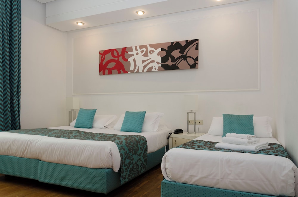 Traiano Hotel — Hotel rooms in Rome, Lazio