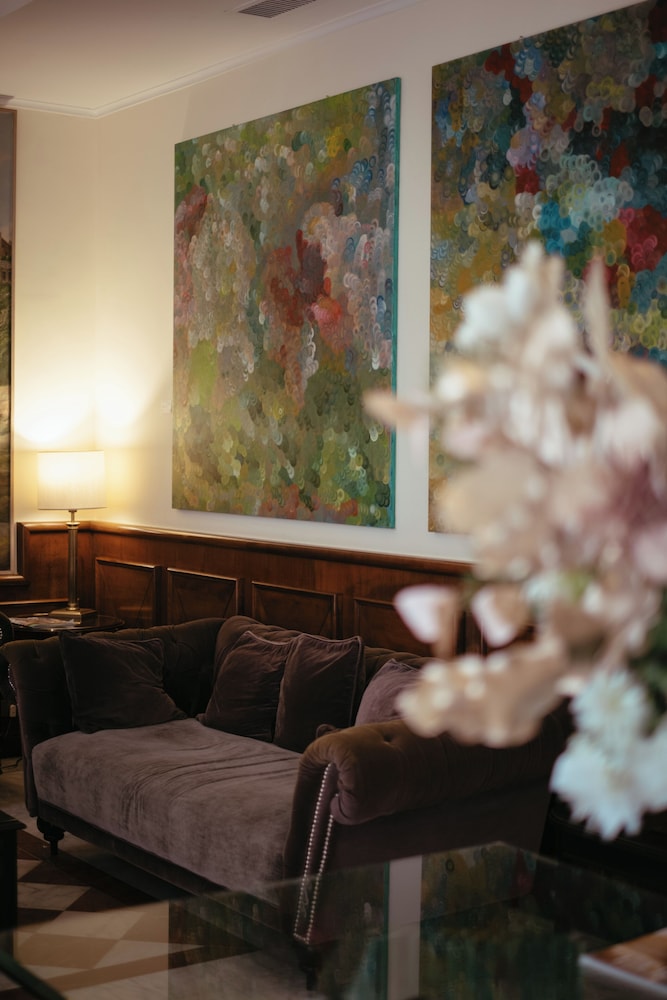 Traiano Hotel — Hotel building in Rome, Lazio