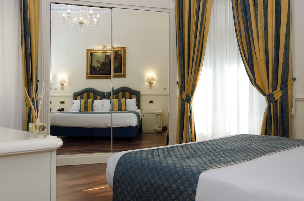Traiano Hotel — Hotel rooms in Rome, Lazio