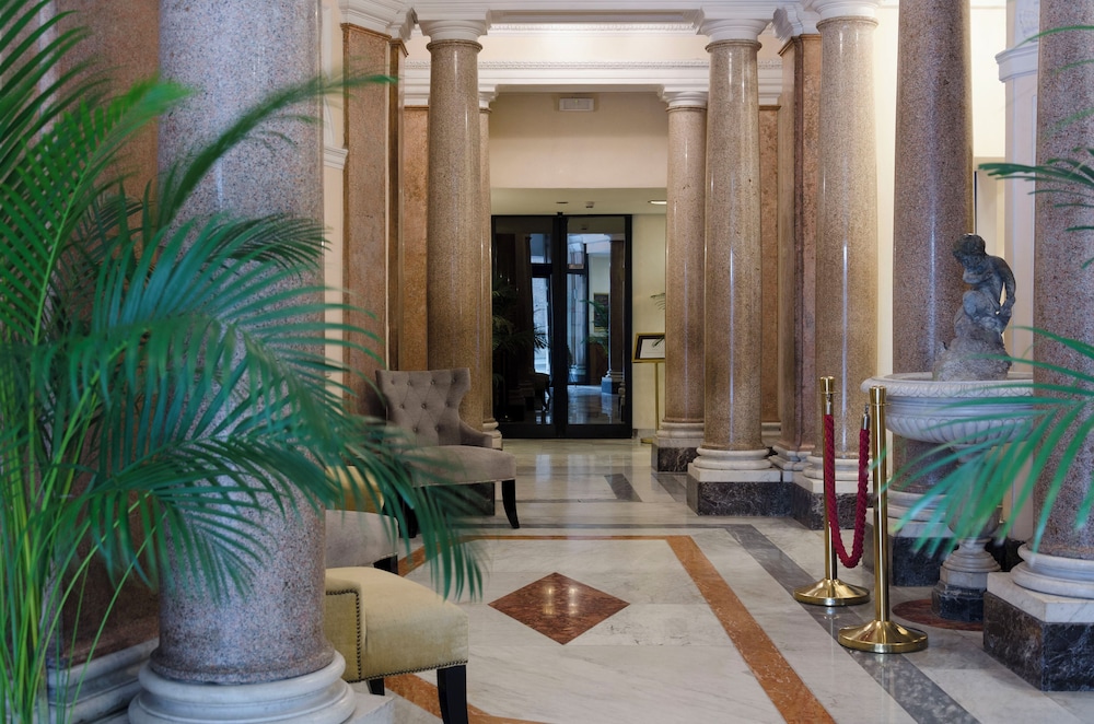 Traiano Hotel — Hotel building in Rome, Lazio