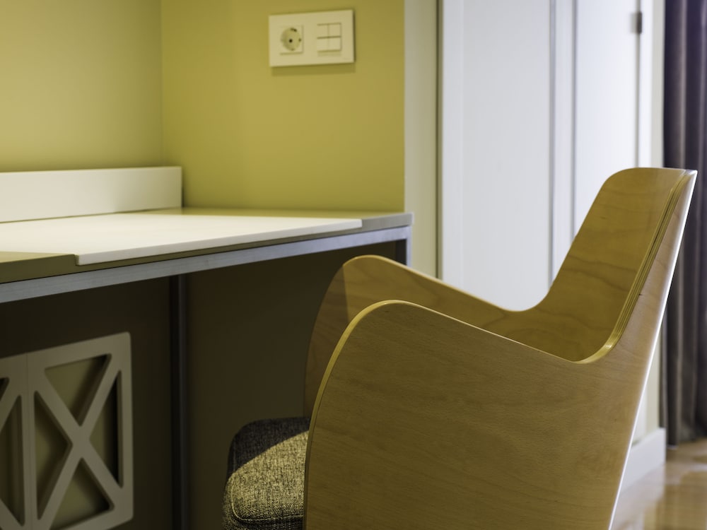 Hotel Monarque Torreblanca — Hotel rooms in Fuengirola, Andalusia