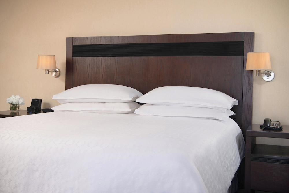 Sheraton Santo Domingo Hotel — Hotel rooms in Santo Domingo, Distrito Nacional