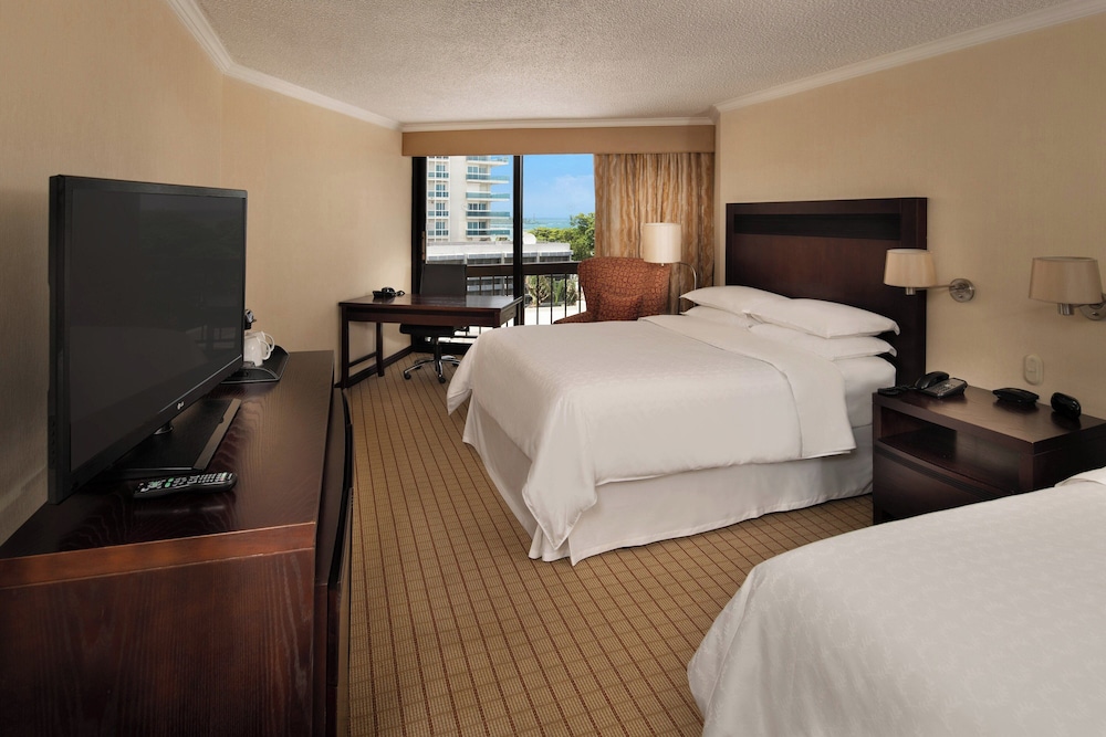 Sheraton Santo Domingo Hotel — Hotel rooms in Santo Domingo, Distrito Nacional