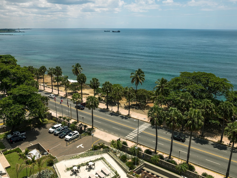 Sheraton Santo Domingo Hotel — Attractions in the area in Santo Domingo, Distrito Nacional