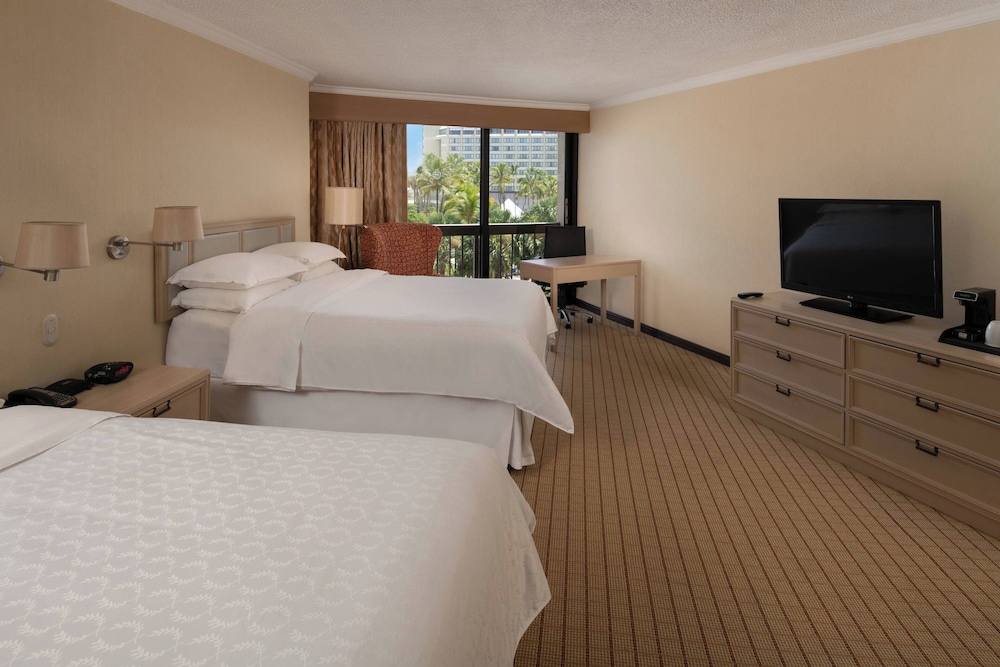 Sheraton Santo Domingo Hotel — Hotel rooms in Santo Domingo, Distrito Nacional