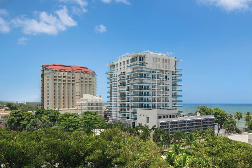 Sheraton Santo Domingo Hotel — Hotel building in Santo Domingo, Distrito Nacional