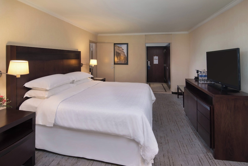 Sheraton Santo Domingo Hotel — Hotel rooms in Santo Domingo, Distrito Nacional