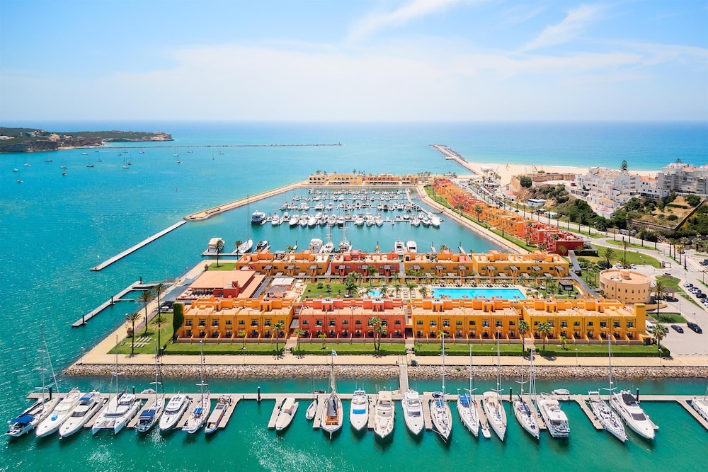 NH Marina Portimao Resort — Main photo in Portimão, Faro