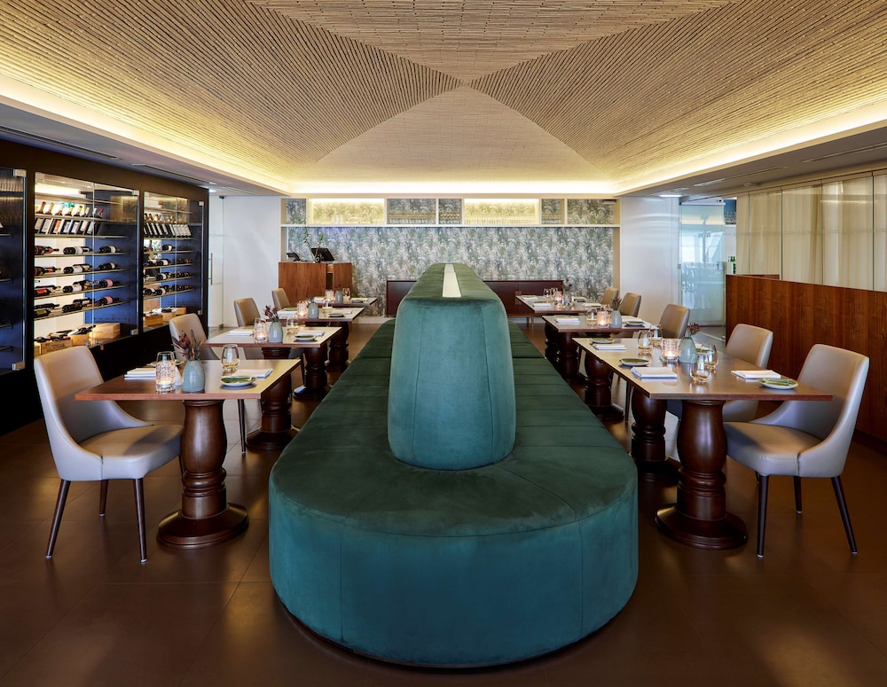 Tivoli Carvoeiro — Restaurant & bars in Carvoeiro, Faro