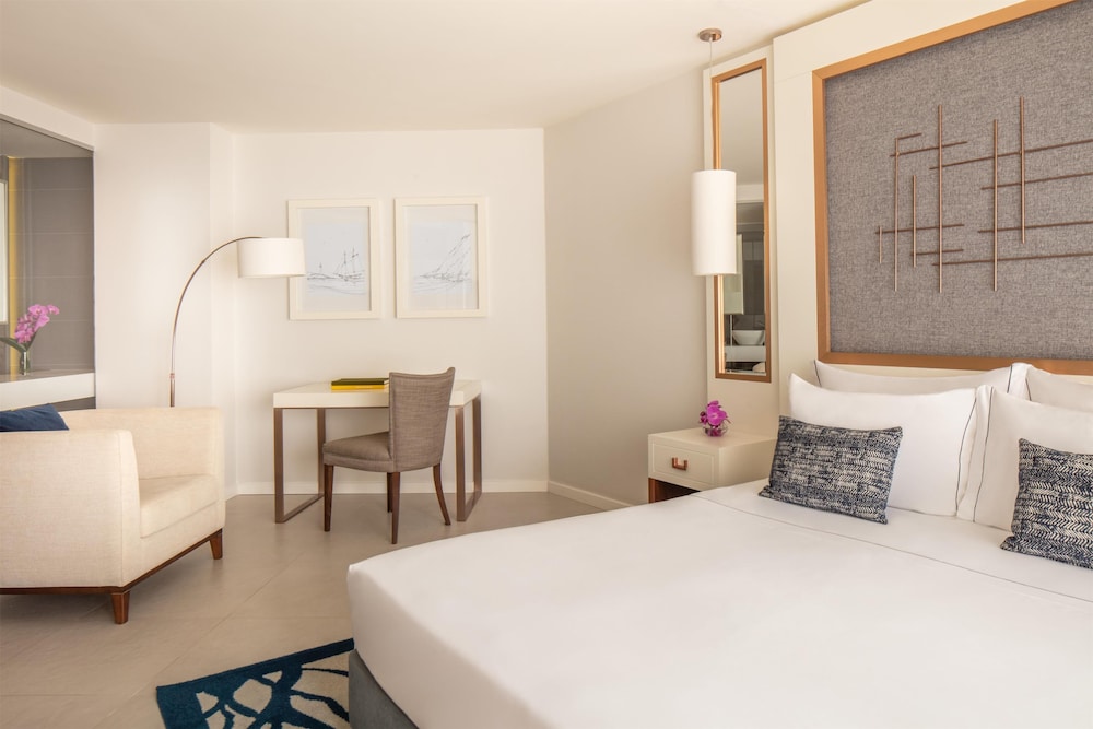 Tivoli Carvoeiro — Hotel rooms in Carvoeiro, Faro