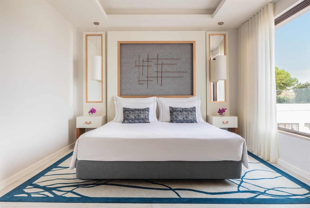 Tivoli Carvoeiro — Hotel rooms in Carvoeiro, Faro