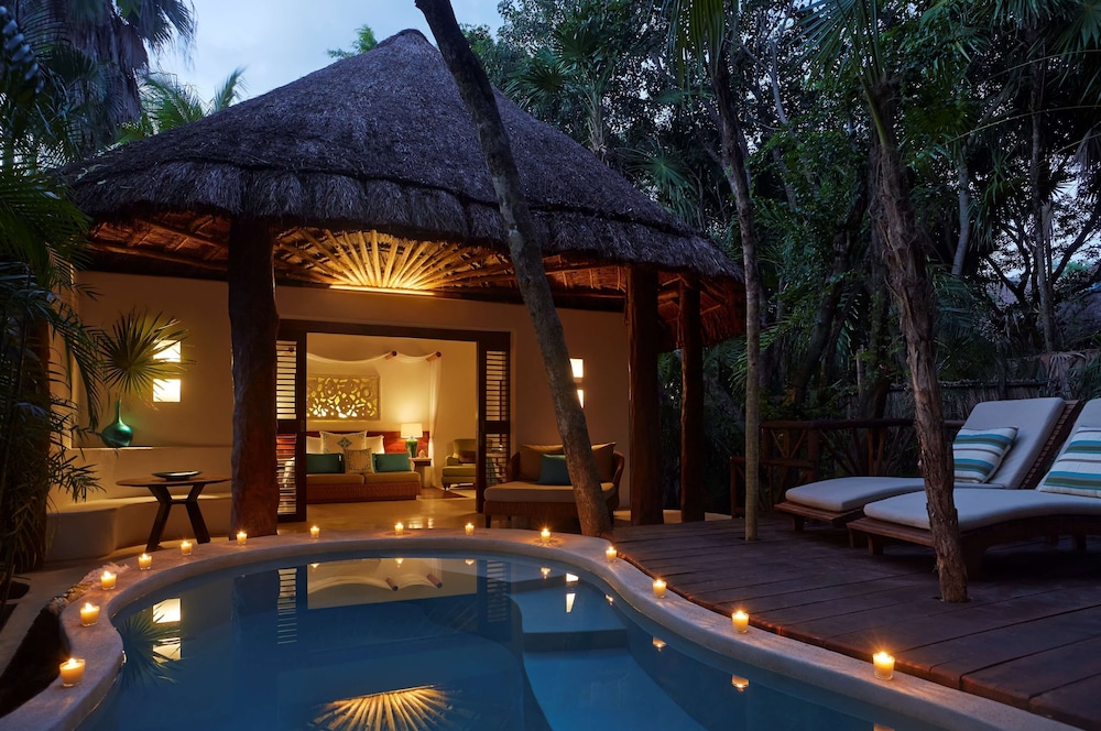 Viceroy Riviera Maya, a Luxury Villa Resort - Adults Only — Swimming pool in Playa del Carmen, Quintana Roo