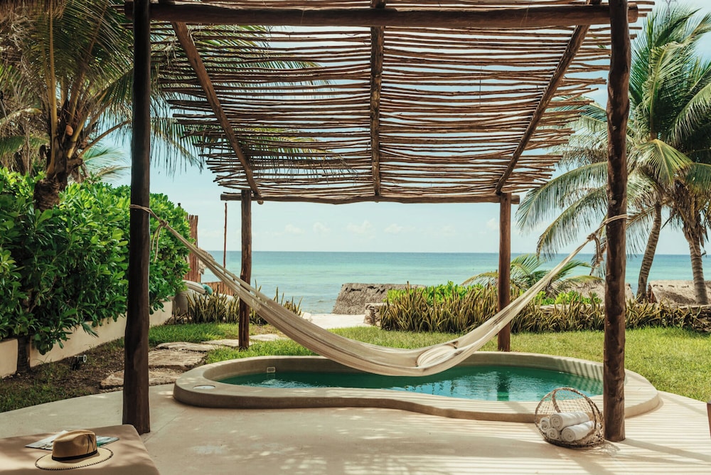 Viceroy Riviera Maya, a Luxury Villa Resort - Adults Only — Swimming pool in Playa del Carmen, Quintana Roo