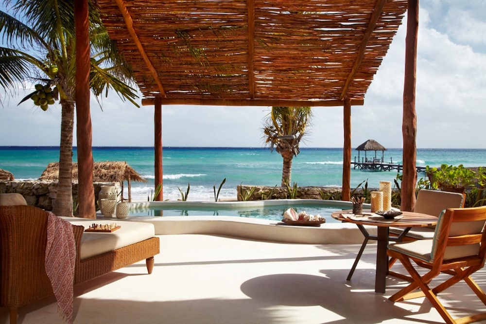 Viceroy Riviera Maya, a Luxury Villa Resort - Adults Only — Swimming pool in Playa del Carmen, Quintana Roo