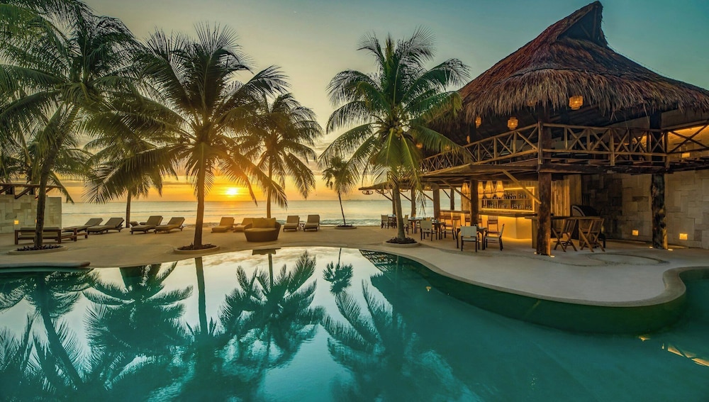 Viceroy Riviera Maya, a Luxury Villa Resort - Adults Only — Restaurant & bars in Playa del Carmen, Quintana Roo