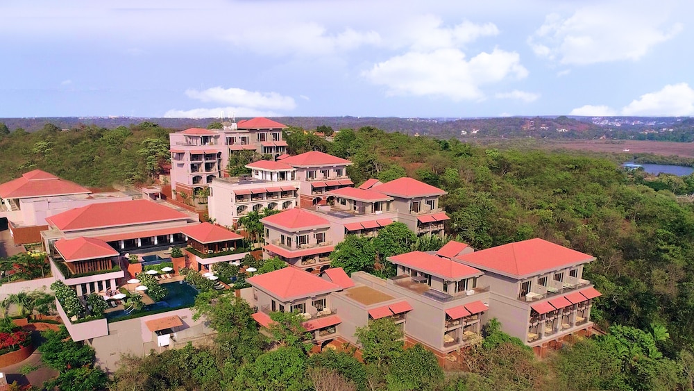 Hilton Goa Resort Candolim — Hotel building in Candolim, Goa
