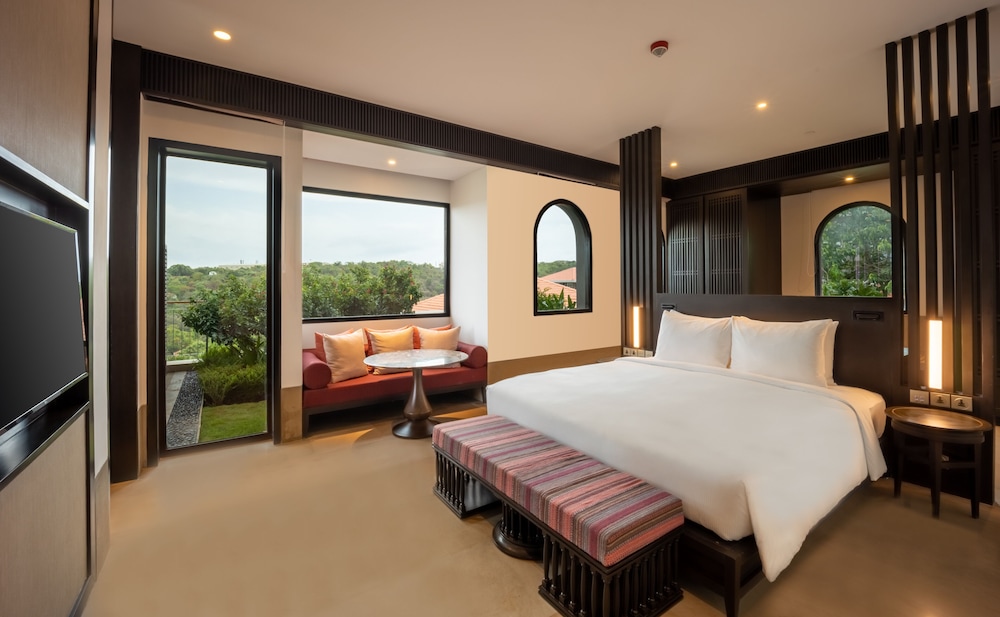 Hilton Goa Resort Candolim — Hotel rooms in Candolim, Goa