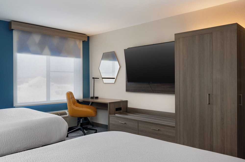 Holiday Inn Express Boston - Milford by IHG — Hotel rooms in Milford, Massachusetts
