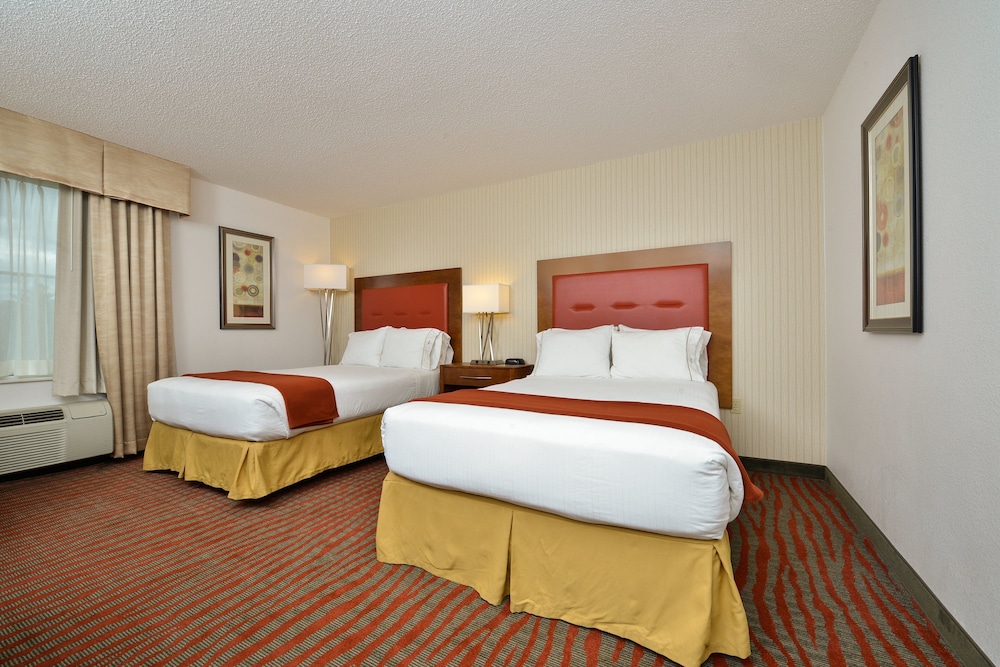 Holiday Inn Express Boston - Milford by IHG — Hotel rooms in Milford, Massachusetts