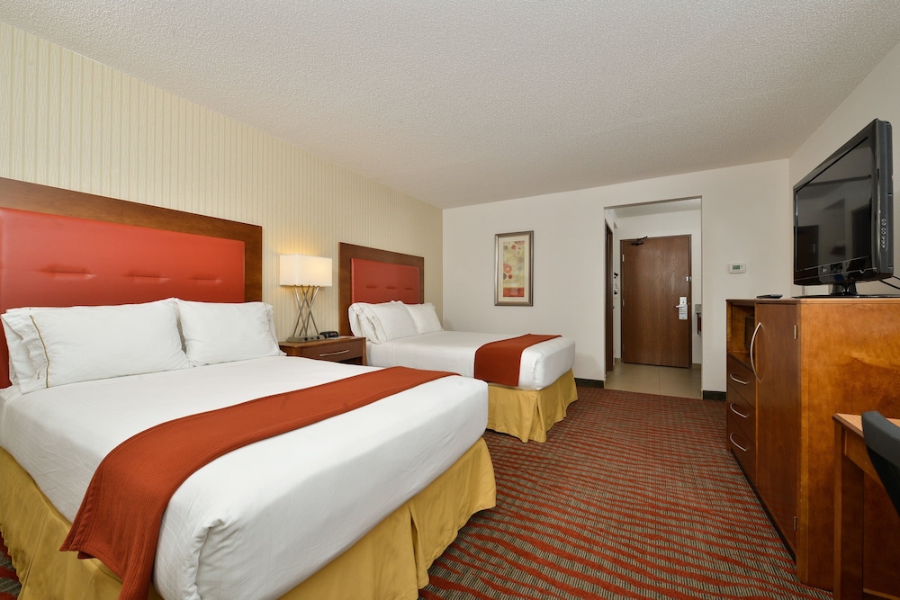 Holiday Inn Express Boston - Milford by IHG — Hotel rooms in Milford, Massachusetts